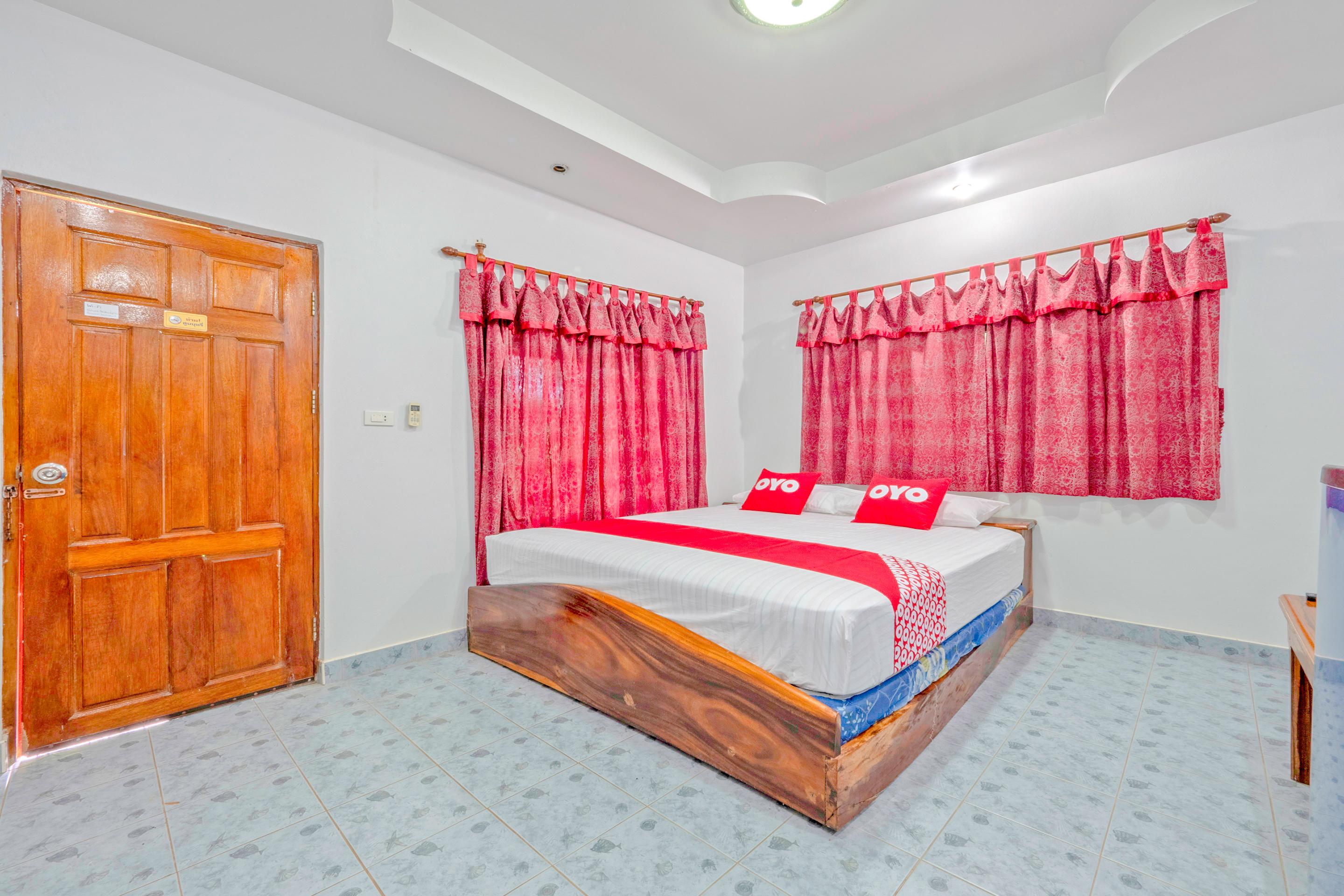 Oyo 1149 Best Resort Tha Mai Bagian luar foto