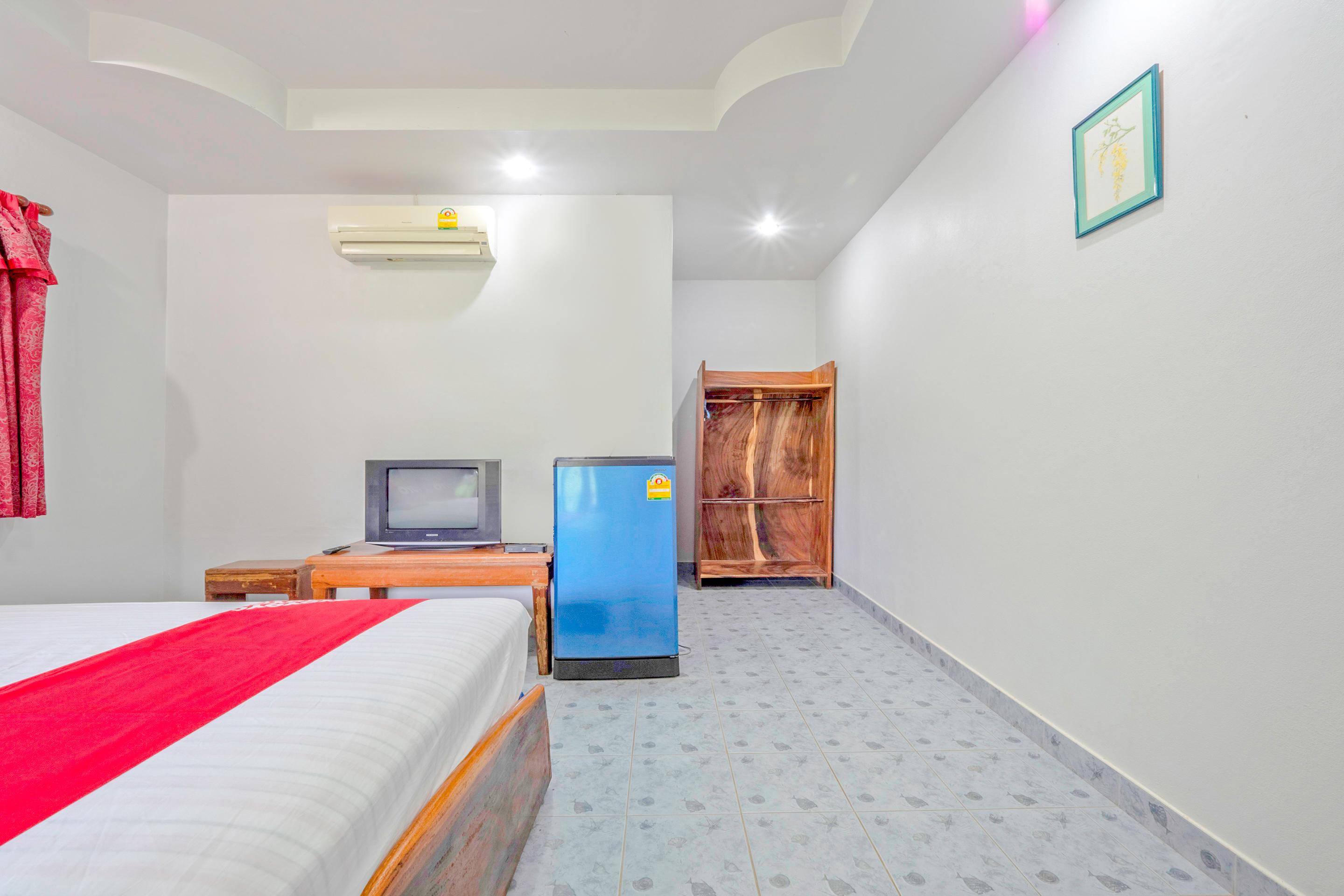 Oyo 1149 Best Resort Tha Mai Bagian luar foto
